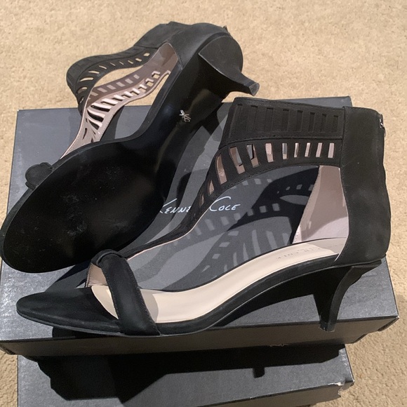 Kenneth Cole black suede kitten heels - Picture 2 of 3